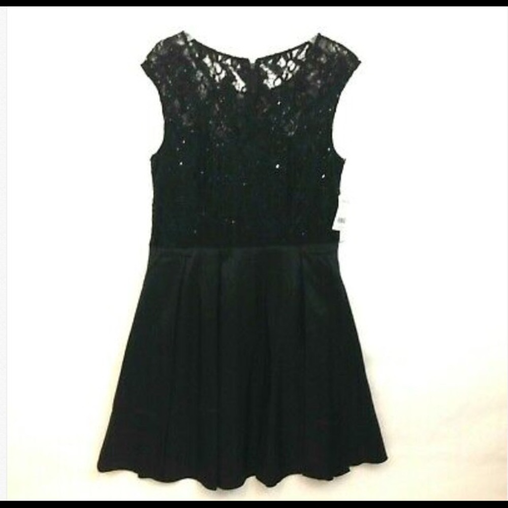 ONE BY EIGHT BLACK SEQUINED LACE DRESS